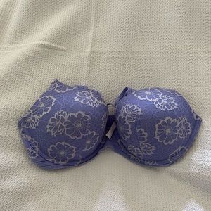 PINK Victoria’s Secret 36DD in great condition